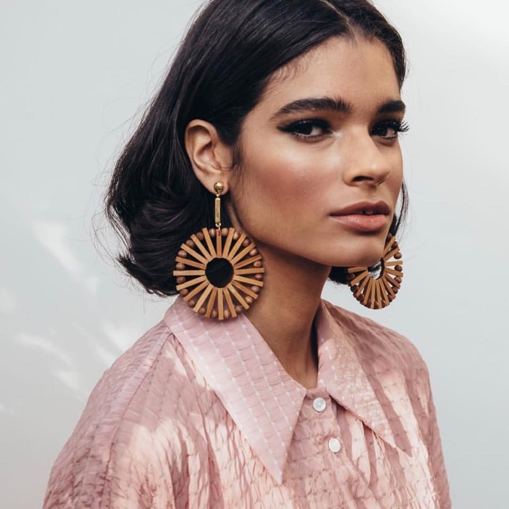 Cult Gaia tan Eva wooden earrings